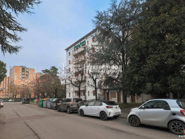 Appartamento in vendita a Bologna BO