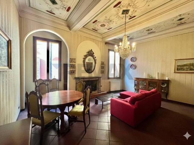 Appartamento in vendita a Bologna BO