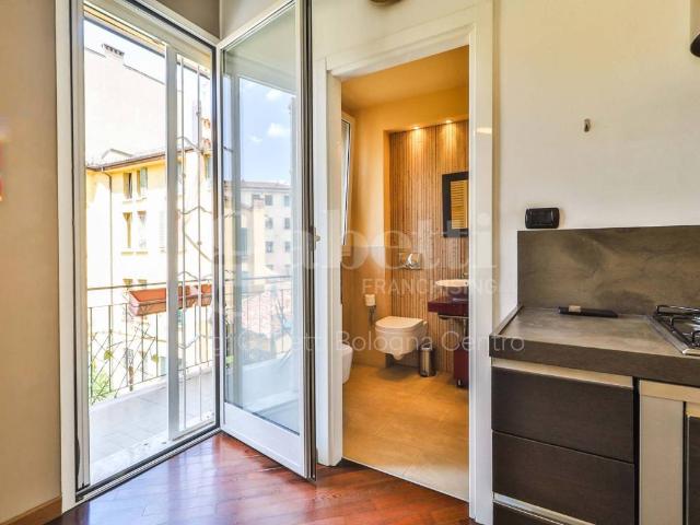 Appartamento in vendita a Bologna BO