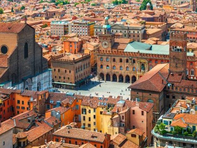 Appartamento in vendita a Bologna BO