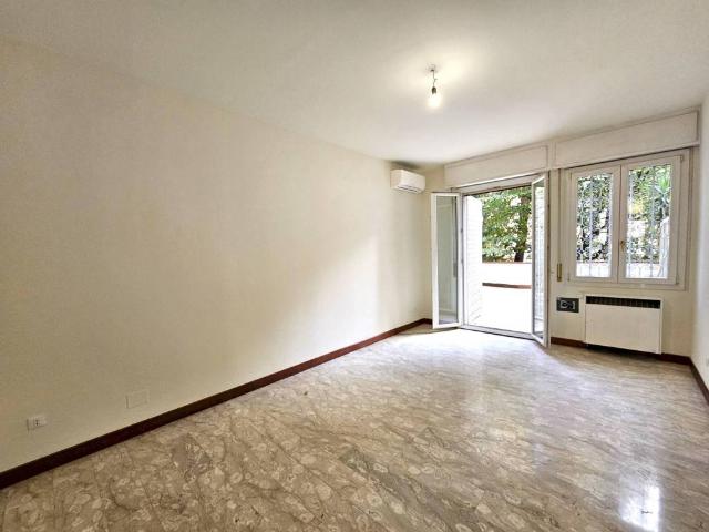 Appartamento in vendita a Bologna BO