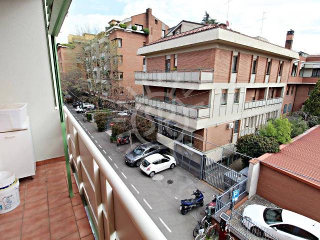 Appartamento in vendita a Bologna BO