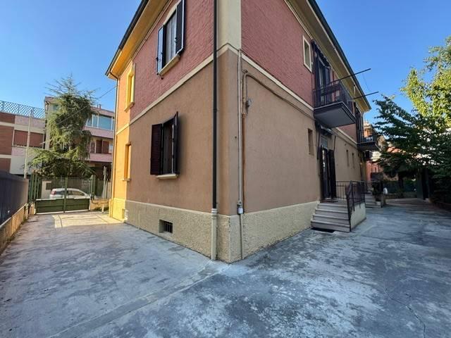 Appartamento in vendita a Bologna BO