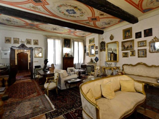 Appartamento in vendita a Bologna BO