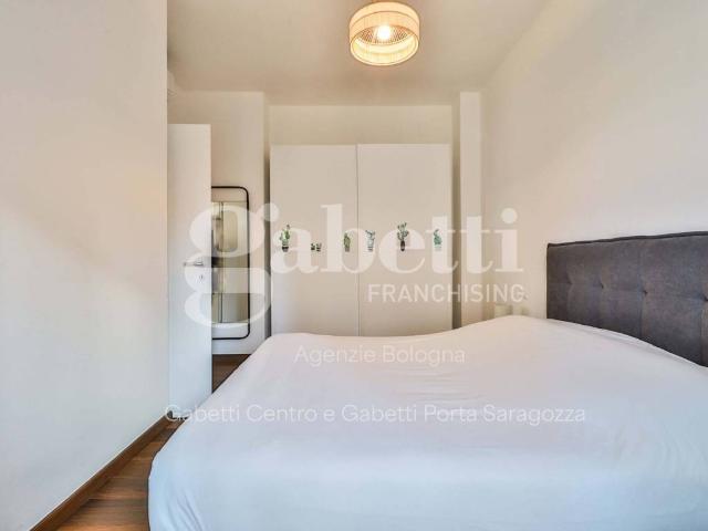 Appartamento in vendita a Bologna BO