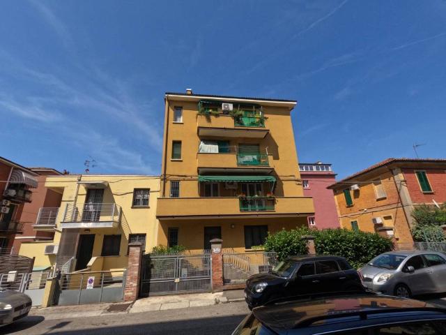 Appartamento in vendita a Bologna BO