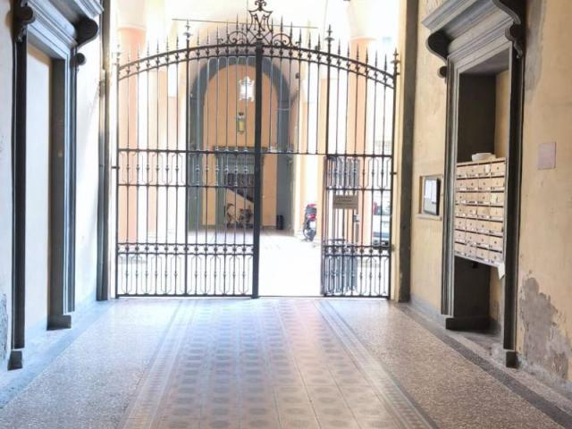 Appartamento in vendita a Bologna BO