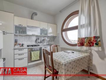 Appartamento in vendita a Bologna BO