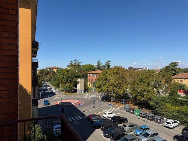 Appartamento in vendita a Bologna BO