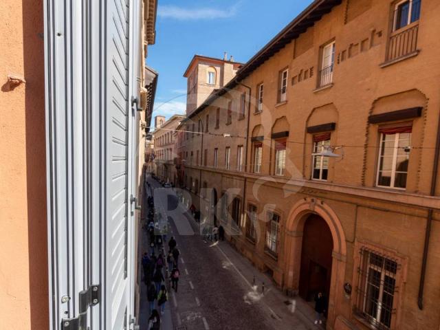Appartamento in vendita a Bologna BO
