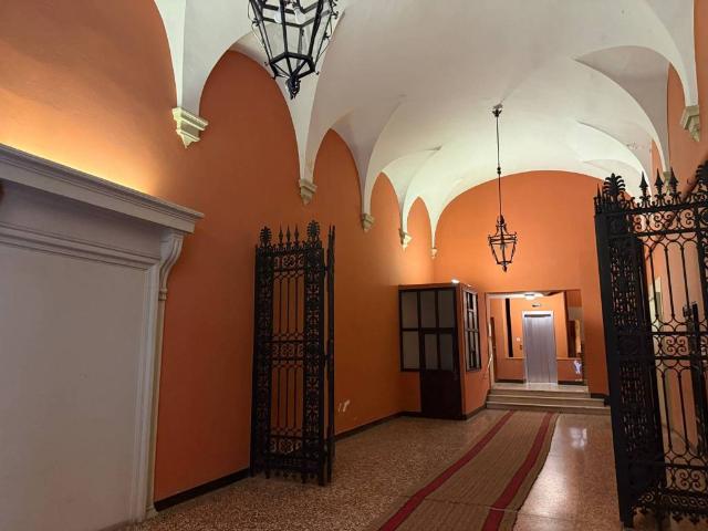Appartamento in vendita a Bologna BO