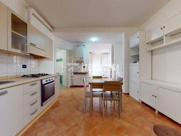 Appartamento in vendita a Bologna BO
