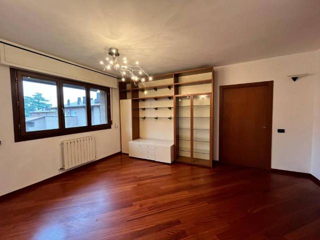 Appartamento in vendita a Bologna BO