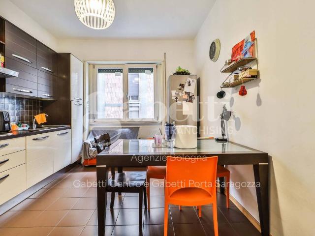 Appartamento in vendita a Bologna BO