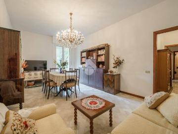 Appartamento in vendita a Bologna BO