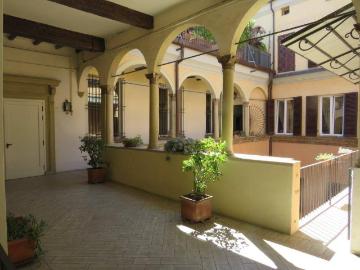 Appartamento in vendita a Bologna BO