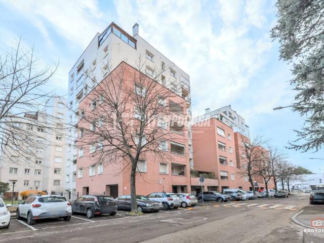 Appartamento in vendita a Bologna BO