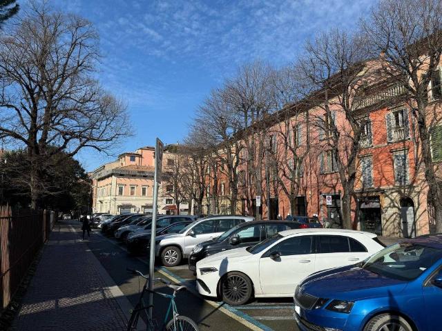 Appartamento in vendita a Bologna BO
