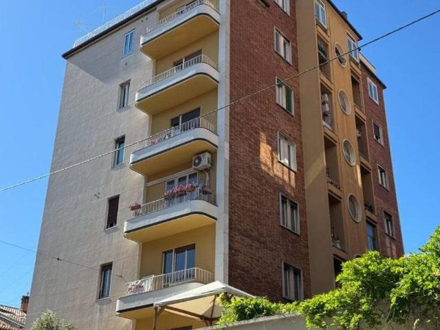 Appartamento in vendita a Bologna BO