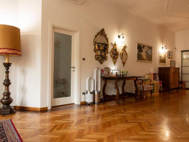 Appartamento in vendita a Bologna BO