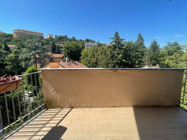 Appartamento in vendita a Bologna BO