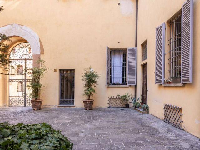 Appartamento in vendita a Bologna BO