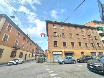 Appartamento in vendita a Bologna BO