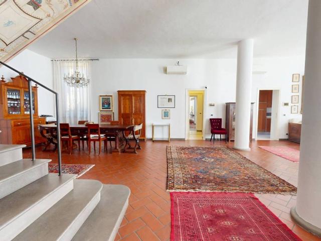 Appartamento in vendita a Bologna BO