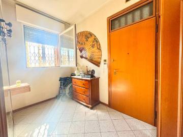 Appartamento in vendita a Bologna BO