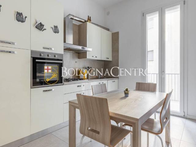 Appartamento in vendita a Bologna BO