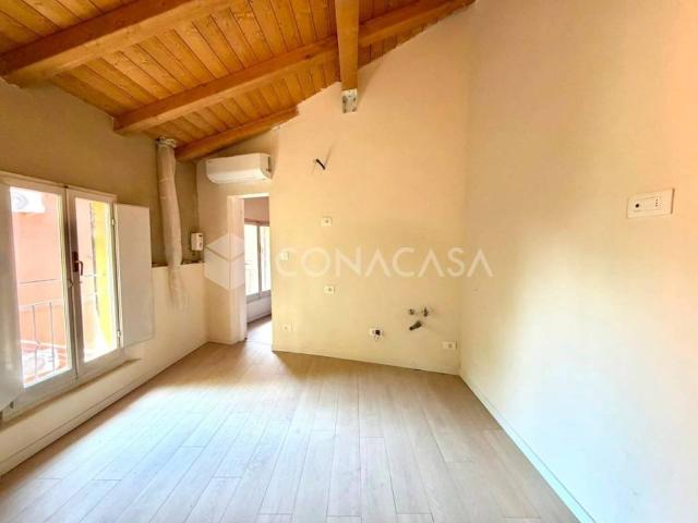 Appartamento in vendita a Bologna BO