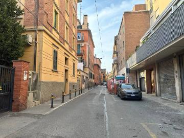 Appartamento in vendita a Bologna BO