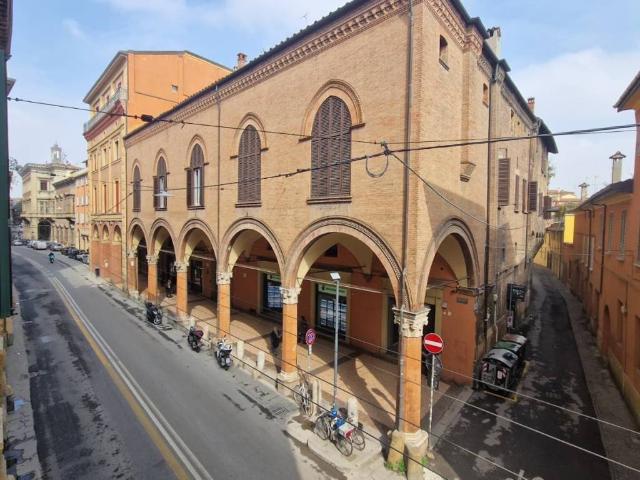 Appartamento in vendita a Bologna BO