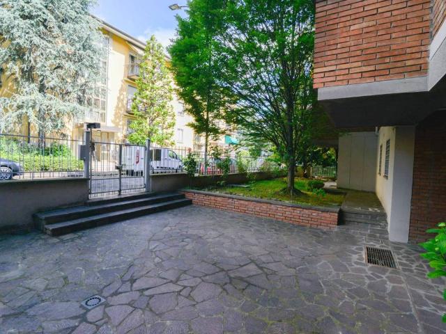 Appartamento in vendita a Bologna BO