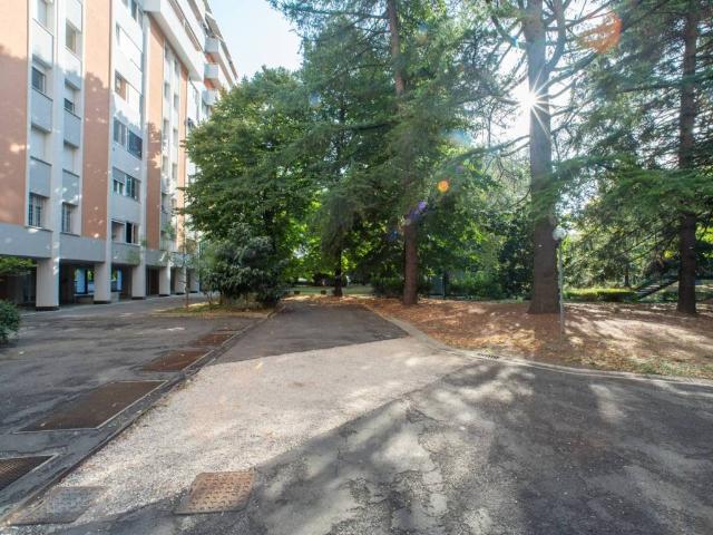 Appartamento in vendita a Bologna BO