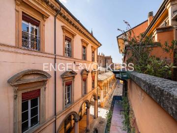 Appartamento in vendita a Bologna BO