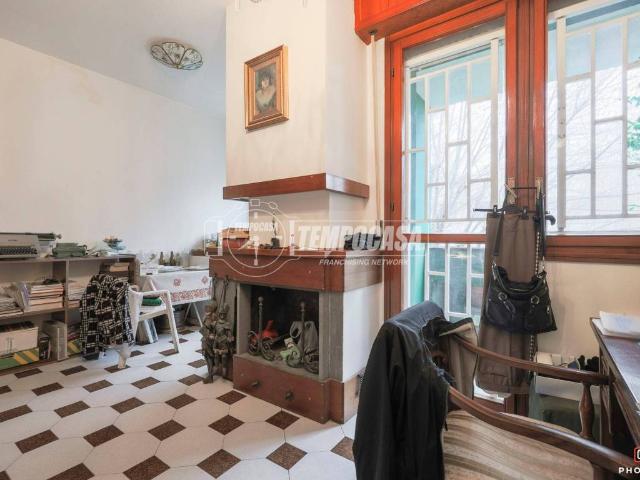 Appartamento in vendita a Bologna BO