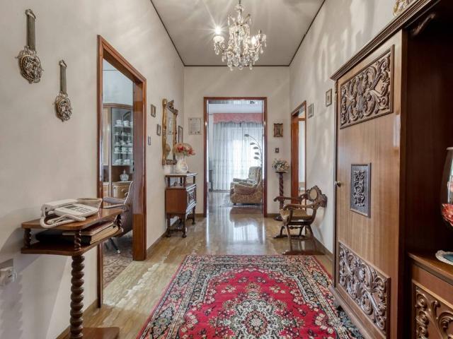 Appartamento in vendita a Bologna BO