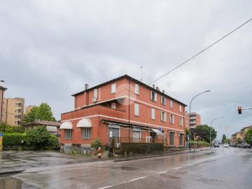 Appartamento in vendita a Bologna BO