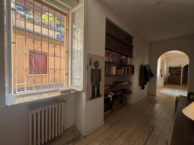 Appartamento in vendita a Bologna BO