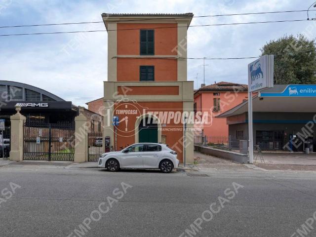 Appartamento in vendita a Bologna BO