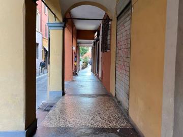 Appartamento in vendita a Bologna BO