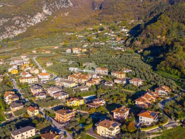 Trilocale in vendita a Bolognano, Arco