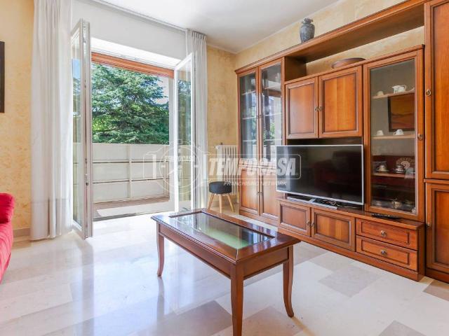 Appartamento in vendita a Bollate MI