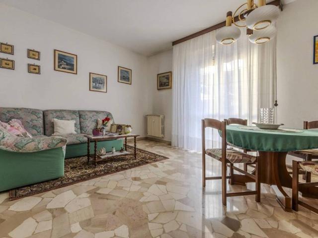 Appartamento in vendita a Bollate MI