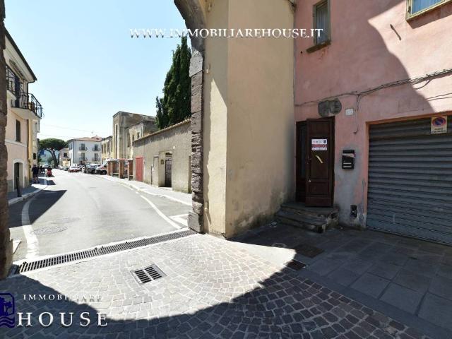 Appartamento in vendita a Bolsena VT