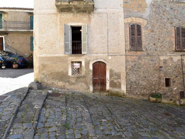 Appartamento in vendita a Bolsena VT