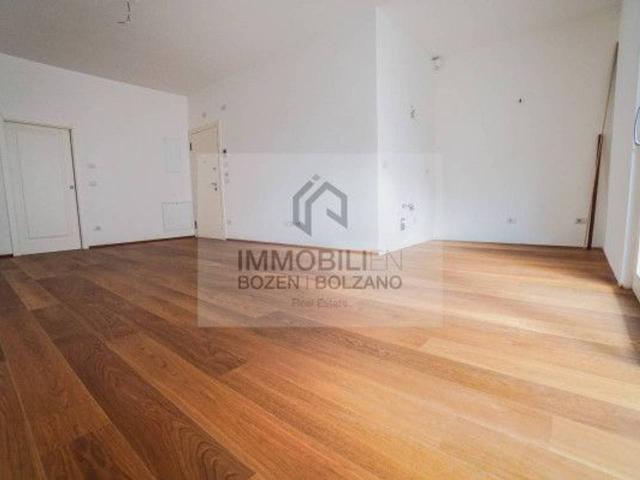 Appartamento in vendita a Bolzano