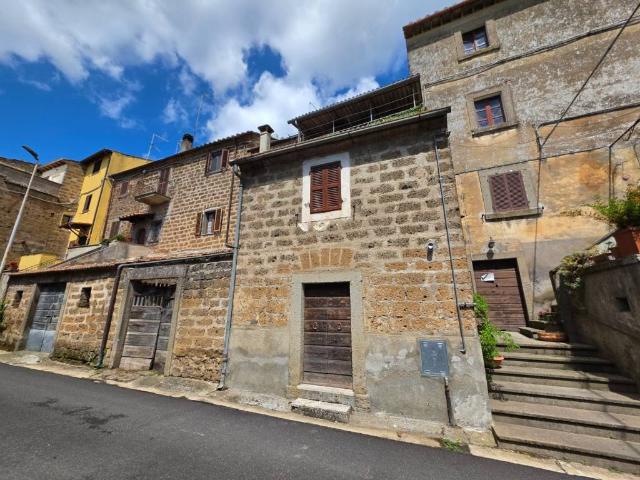 Appartamento in vendita a Bomarzo VT