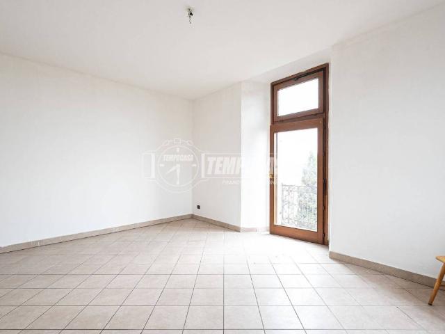 Appartamento in vendita a Bosisio Parini LC